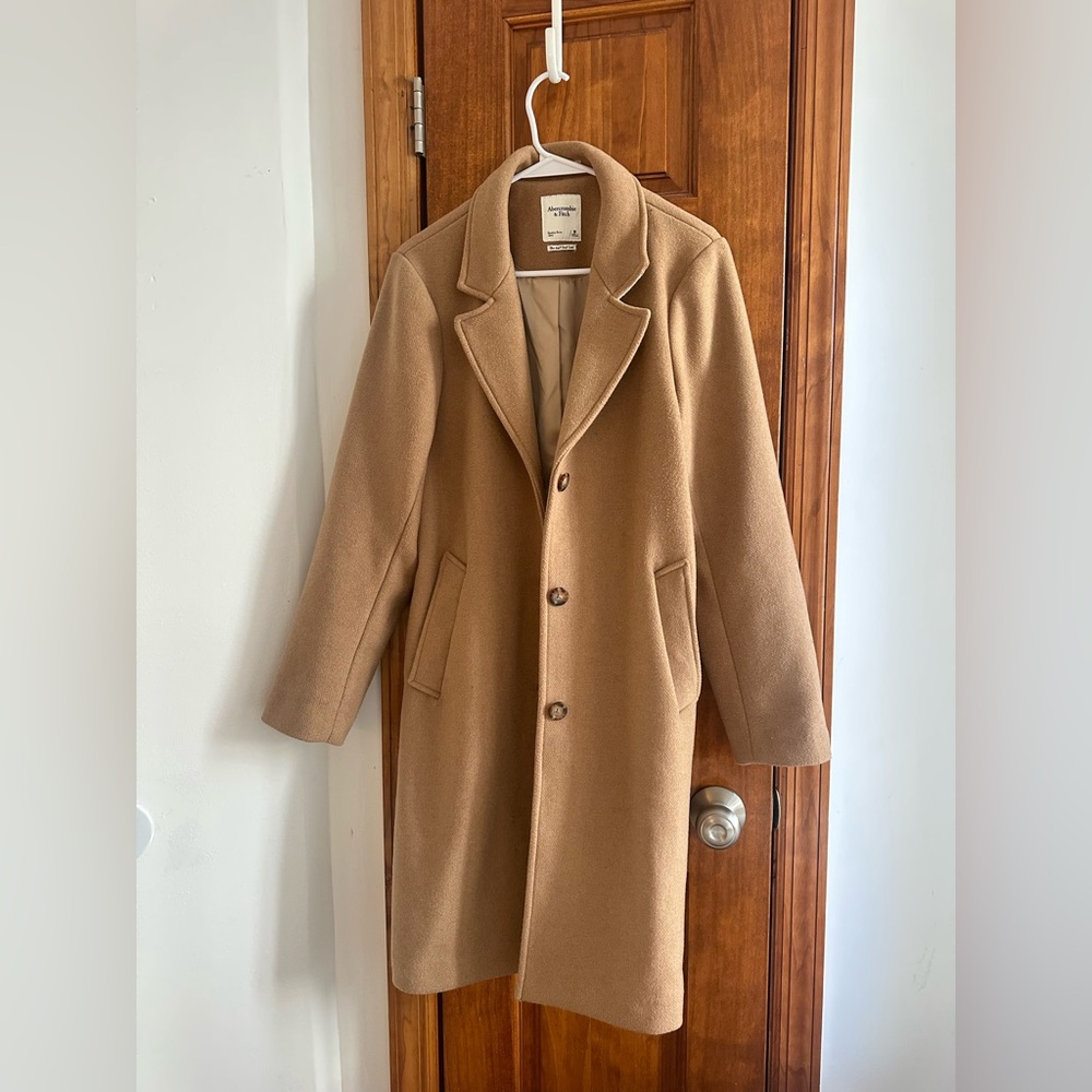 Abercrombie Women’s Tan Coat